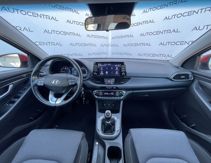 Hyundai i30 Kombi 998,0 88 kw