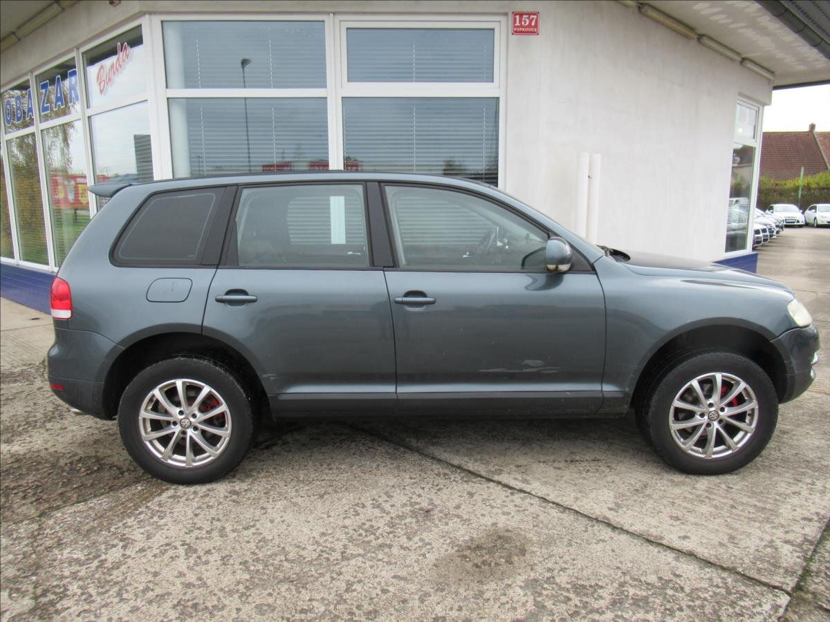 Volkswagen Touareg Kombi 2,5 l 165 kw