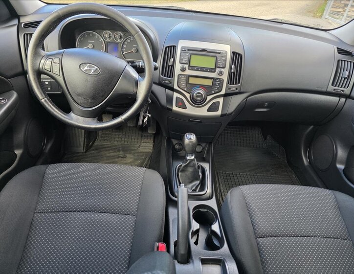 Hyundai i30 Hatchback 1,4 l 77 kw