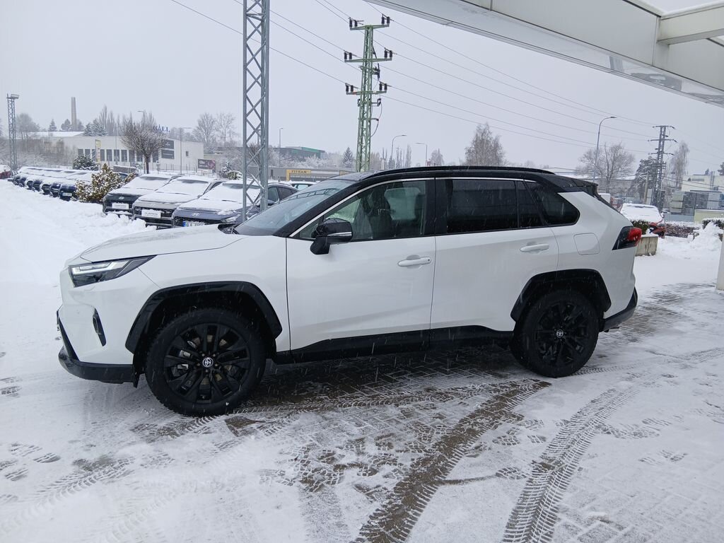 Toyota RAV4 SUV 2,5 l 131 kw