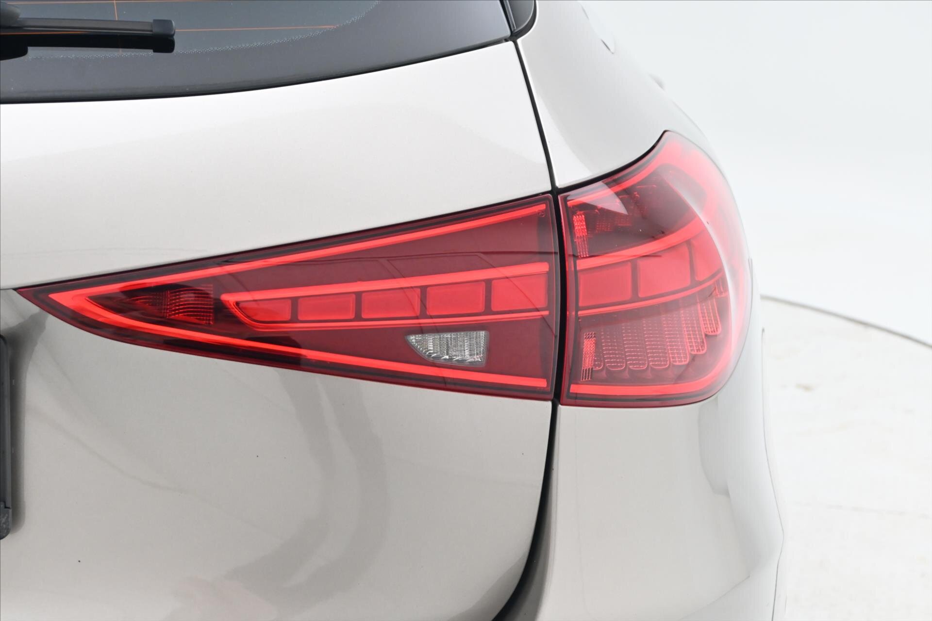 Mercedes-Benz Třídy C Kombi 2,0 l 147 kw