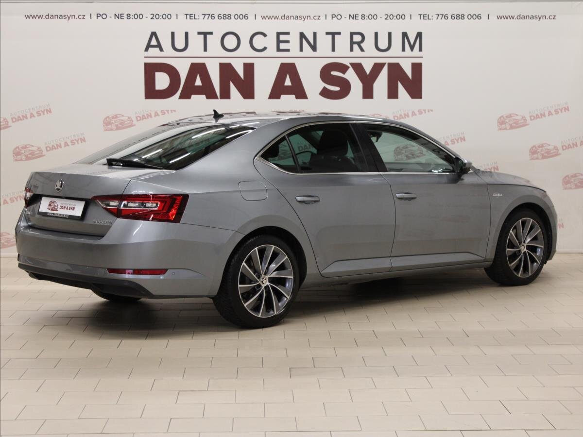 Škoda Superb Sedan / Limuzína 1,8 l 132 kw