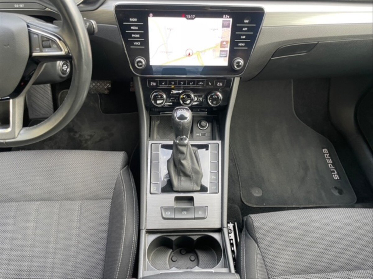 Škoda Superb
