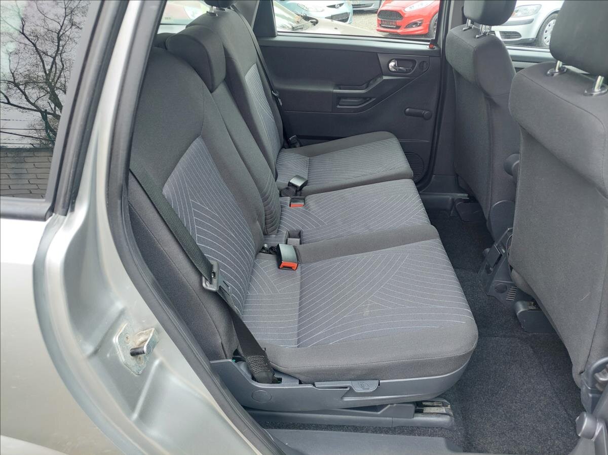 Opel Meriva MPV 1,6 l 77 kw