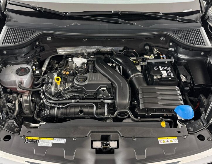 Škoda Karoq SUV / Terénní 1,5 l 110 kw