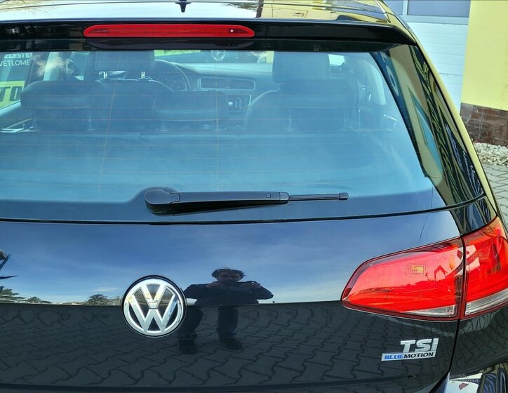 Volkswagen Golf Hatchback 1,2 l 63 kw