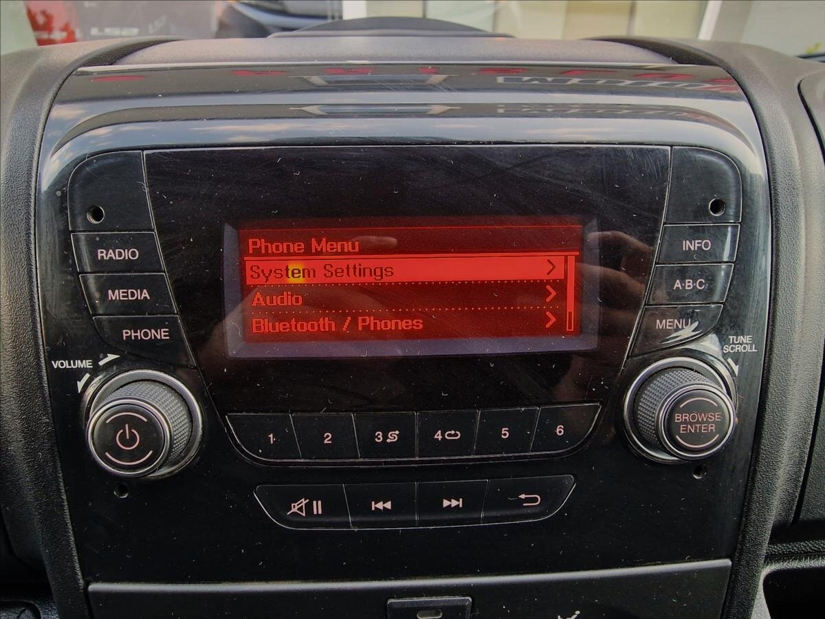 Citroën Jumper Skříň 2,2 l 103 kw