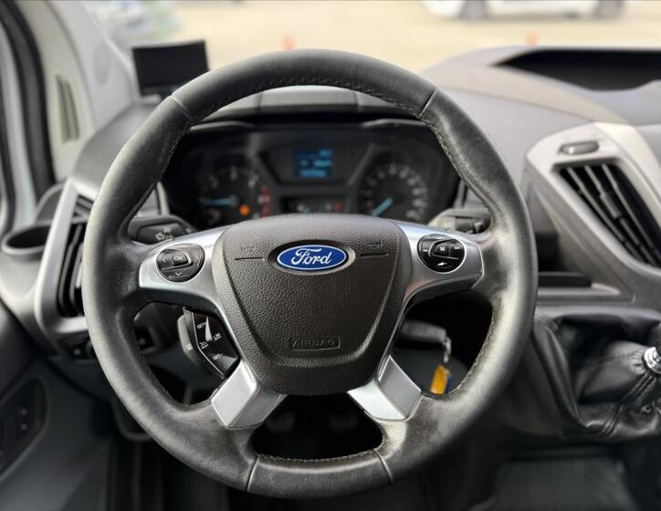 Ford Transit Custom 18