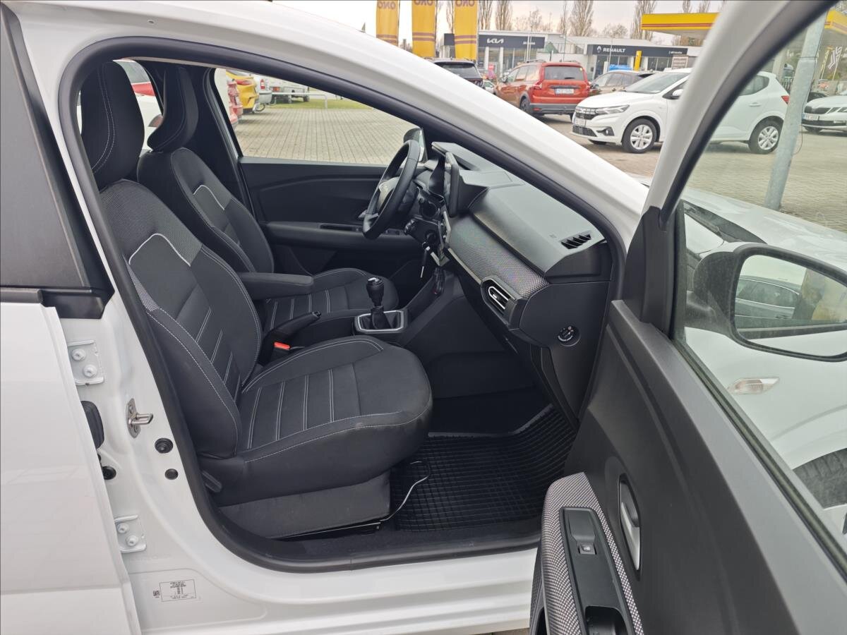 Dacia Sandero Hatchback 999,0 67 kw