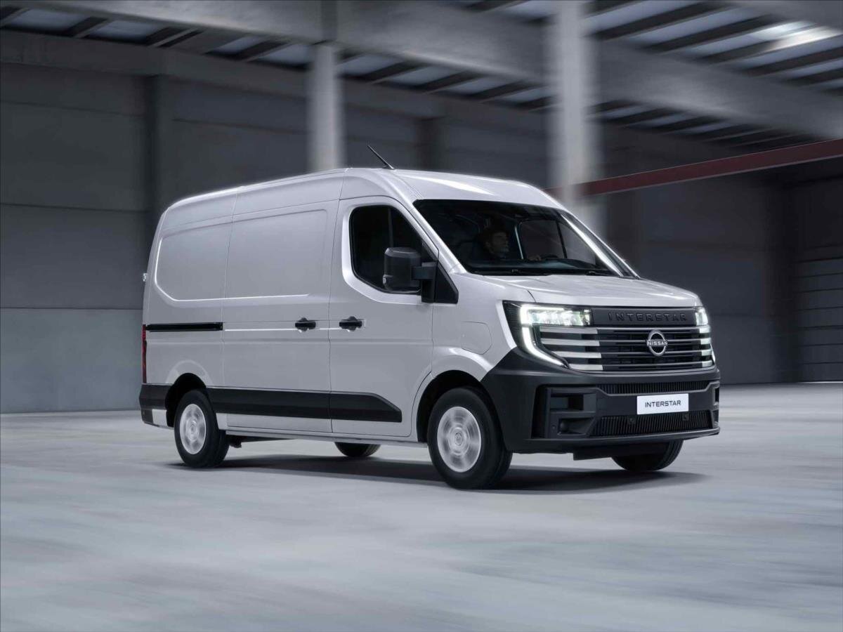 Nissan Interstar