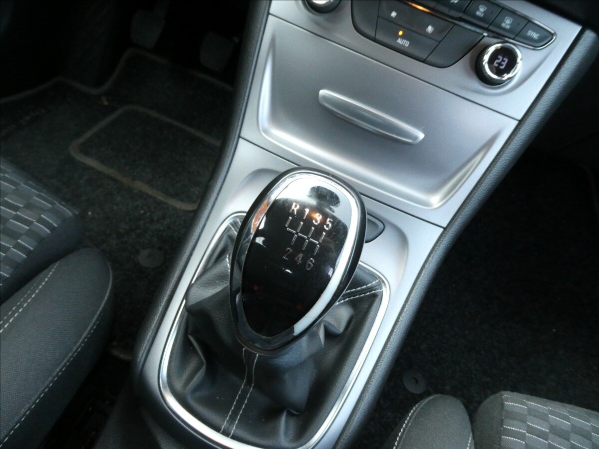 Opel Astra Hatchback 1,6 l 81 kw