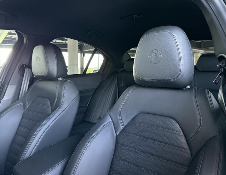 Alfa Romeo Giulia 18
