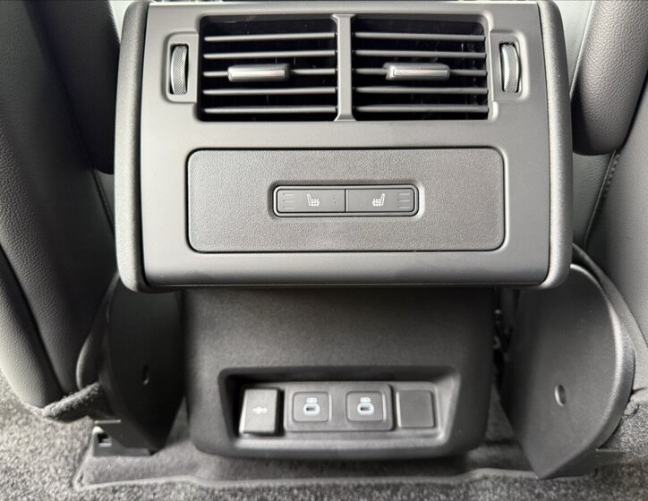 Land Rover Discovery SUV / Terénní 3,0 l 184 kw