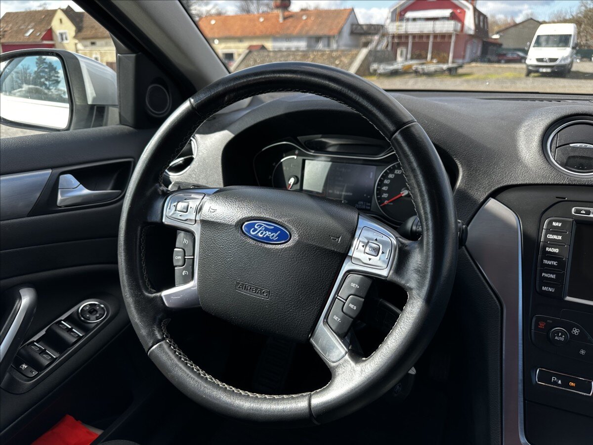 Ford Mondeo Kombi 2,0 l 103 kw