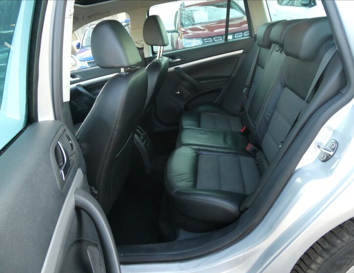 Škoda Octavia Kombi 2,0 l 103 kw