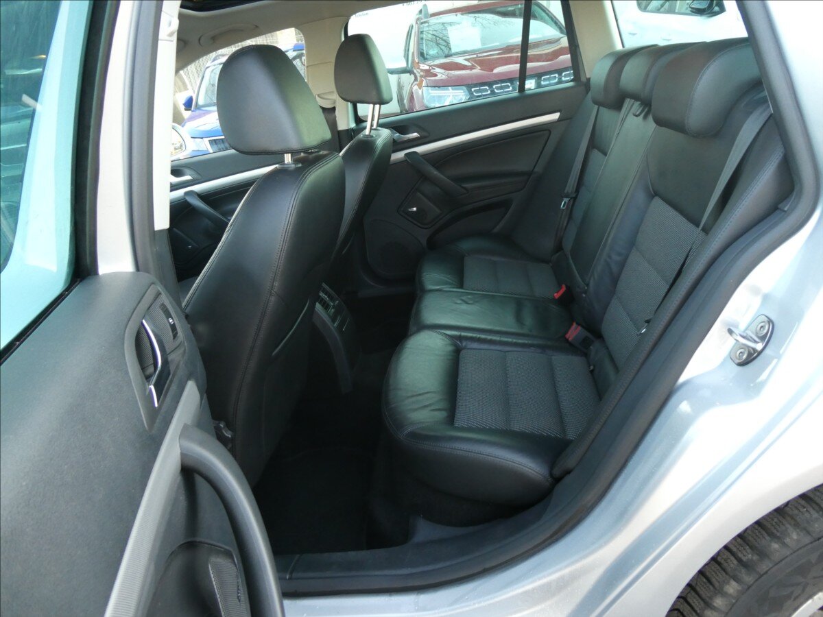 Škoda Octavia Kombi 2,0 l 103 kw