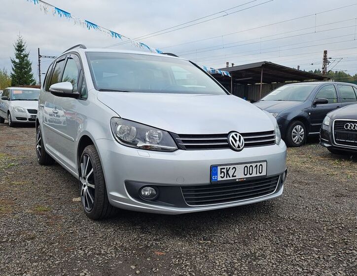Volkswagen Touran 2