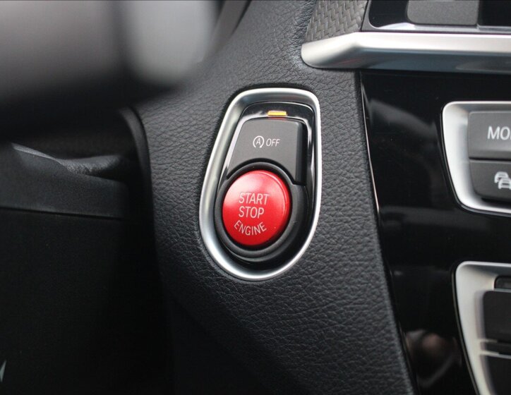 BMW M2 Kupé 3,0 l 302 kw