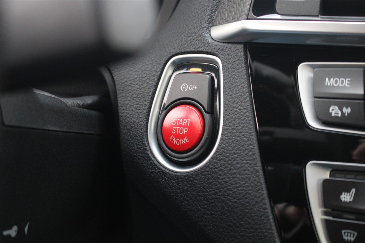 BMW M2 Kupé 3,0 l 302 kw