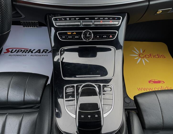 Mercedes-Benz Třídy E 54