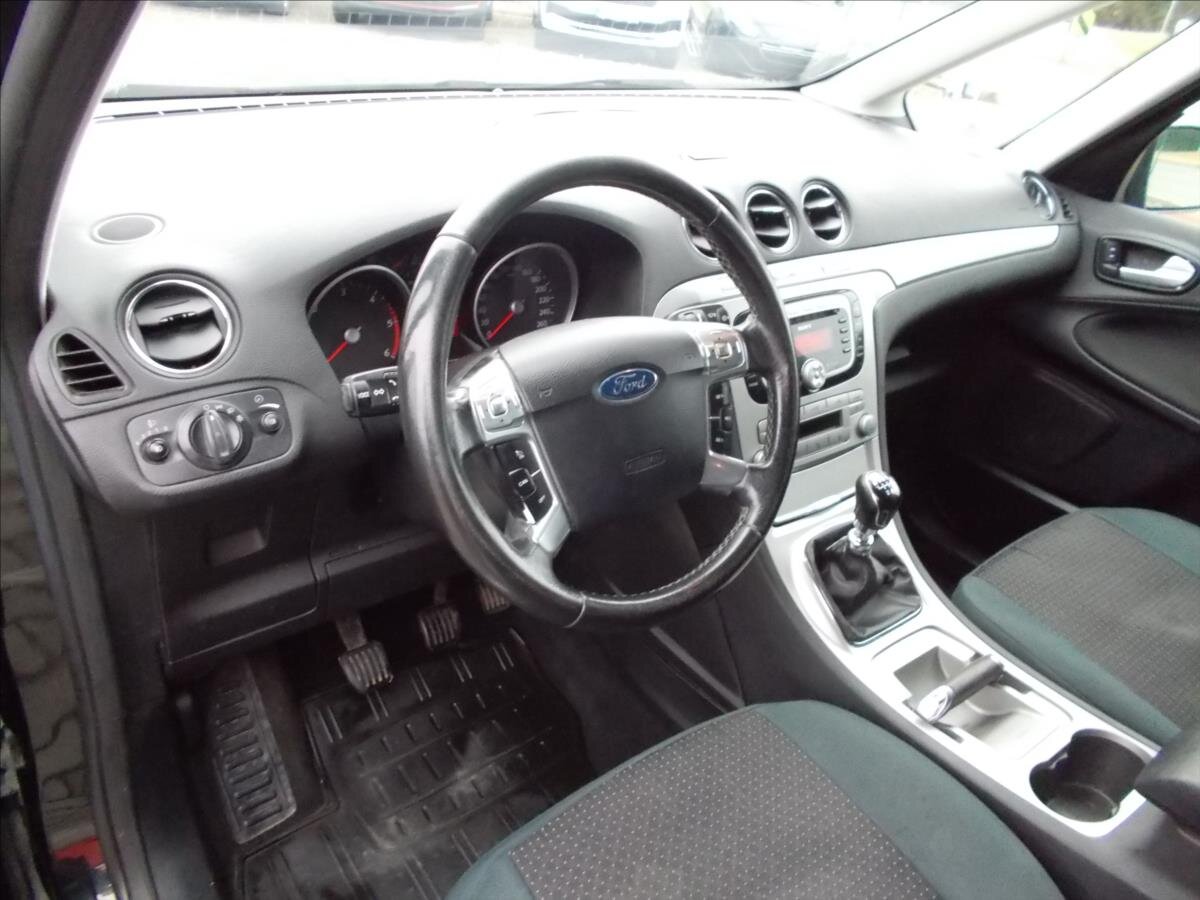 Ford Galaxy MPV 2,0 l 100 kw