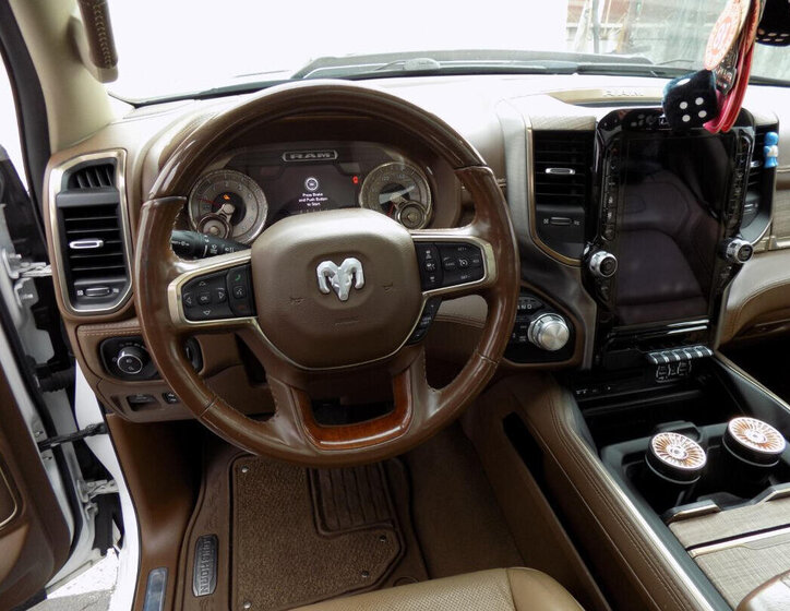 Dodge RAM 1500 Pick-up 5,7 l 295 kw