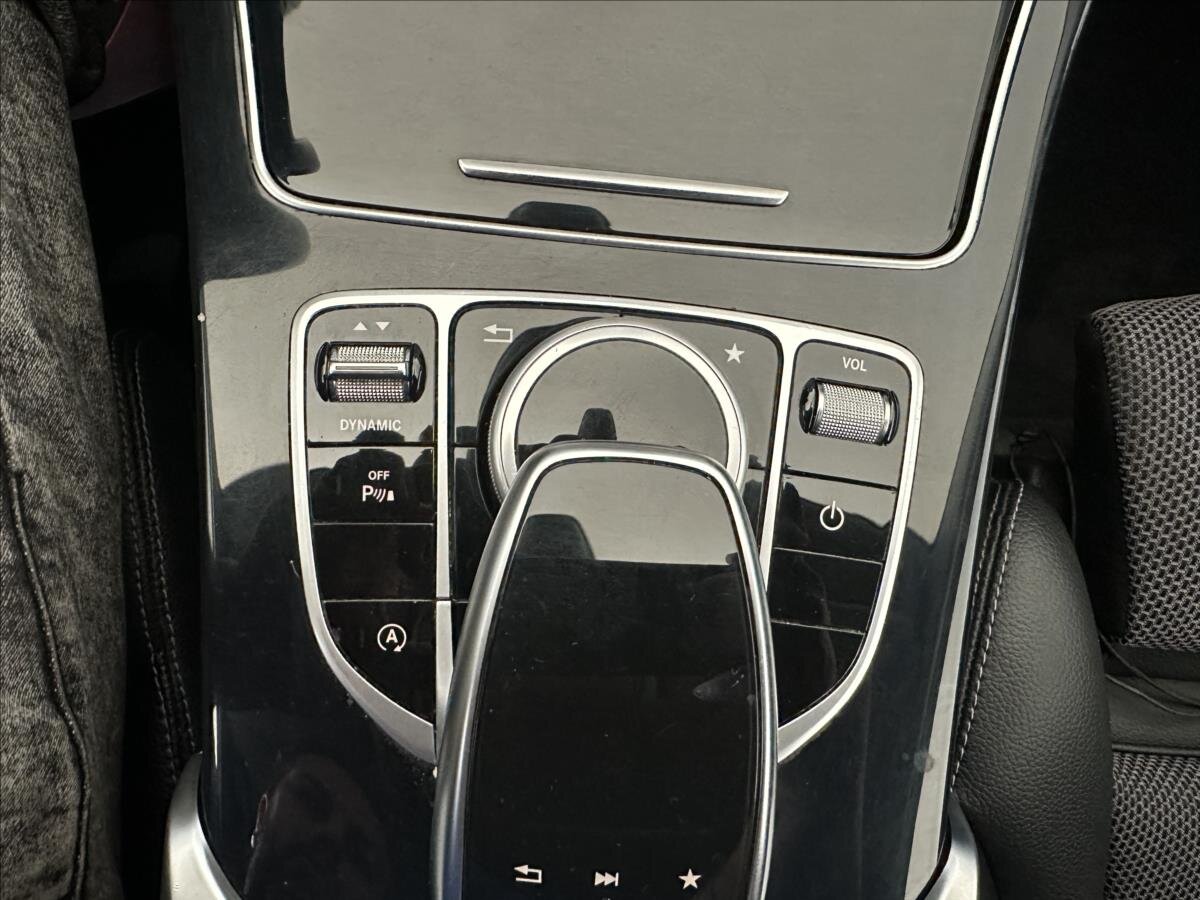 Mercedes-Benz Třídy C Kombi 2,1 l 125 kw