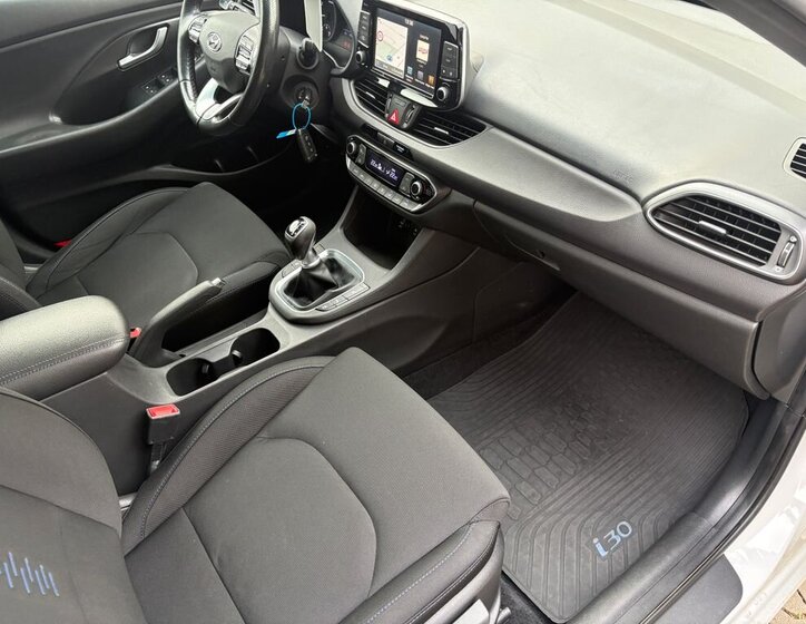 Hyundai i30 9