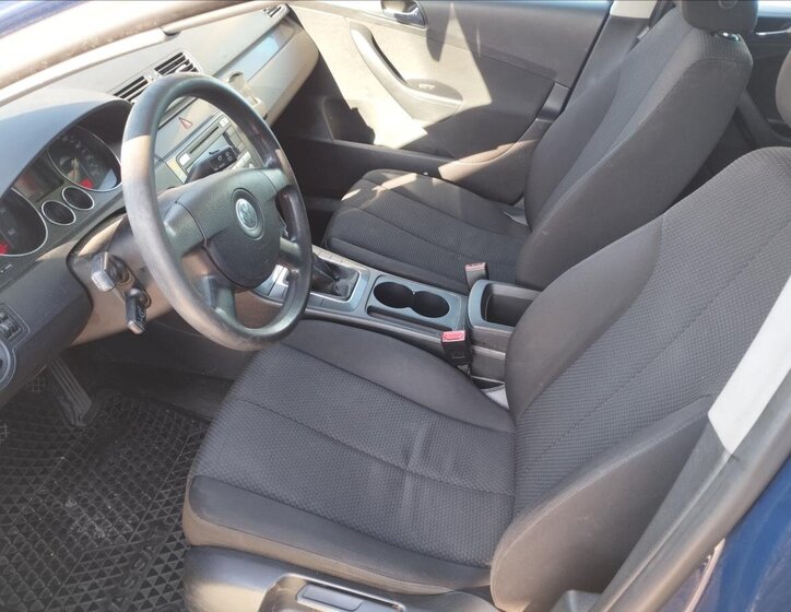 Volkswagen Passat Kombi 2,0 l 103 kw