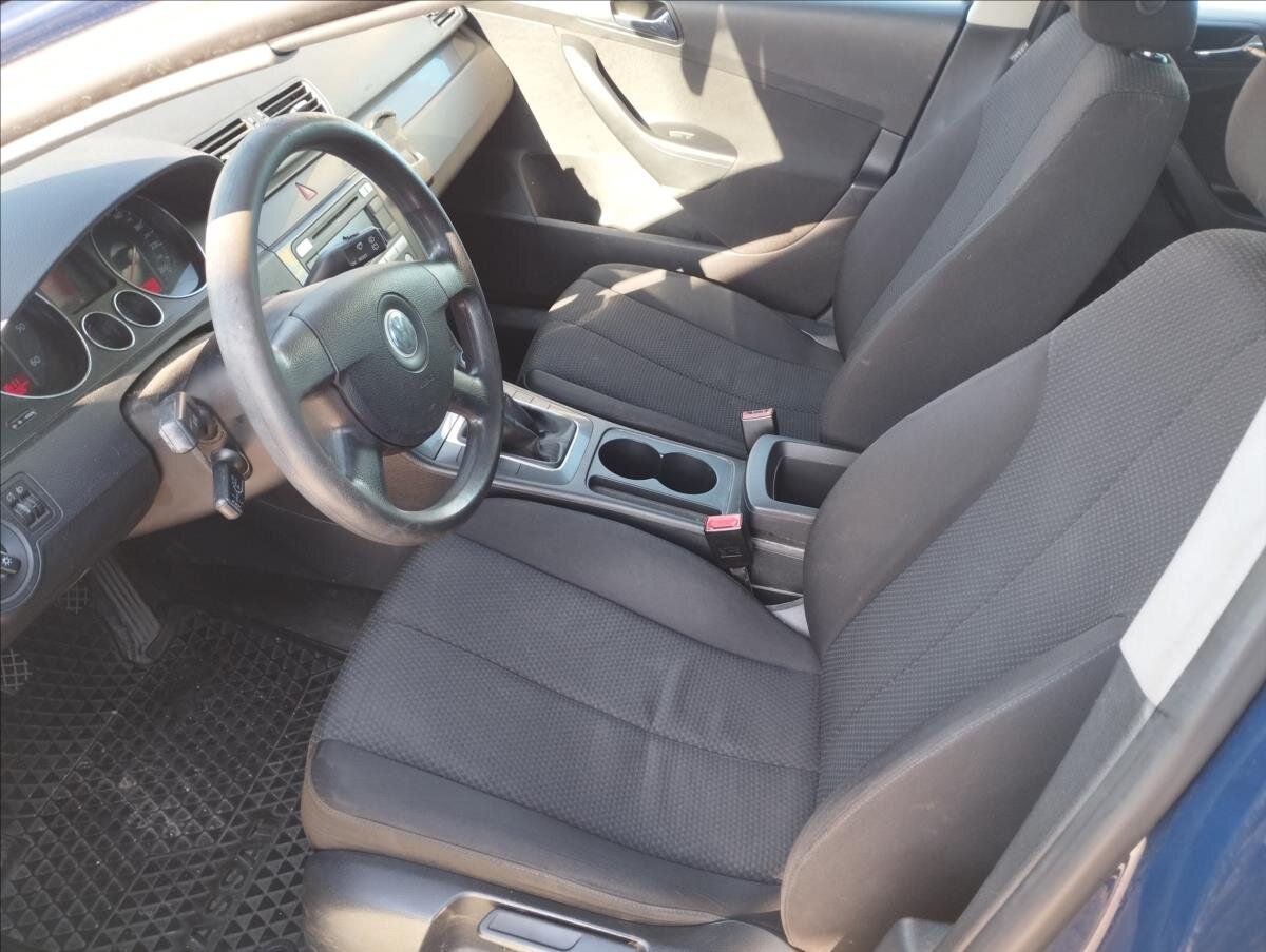 Volkswagen Passat Kombi 2,0 l 103 kw