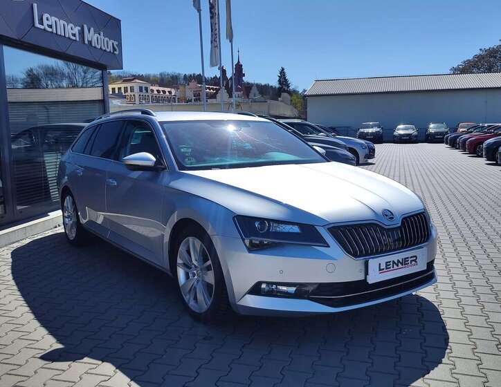 Škoda Superb Kombi 2,0 l 140 kw