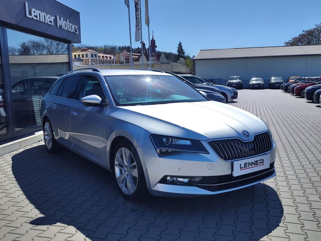 Škoda Superb Kombi 2,0 l 140 kw