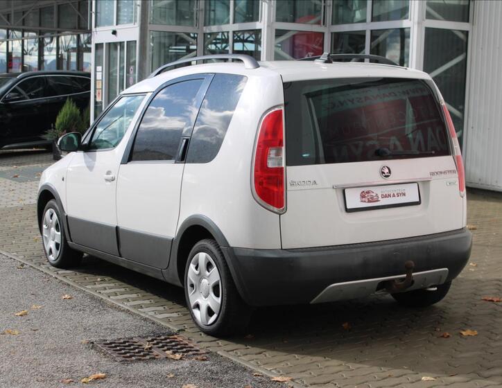 Škoda Roomster 4