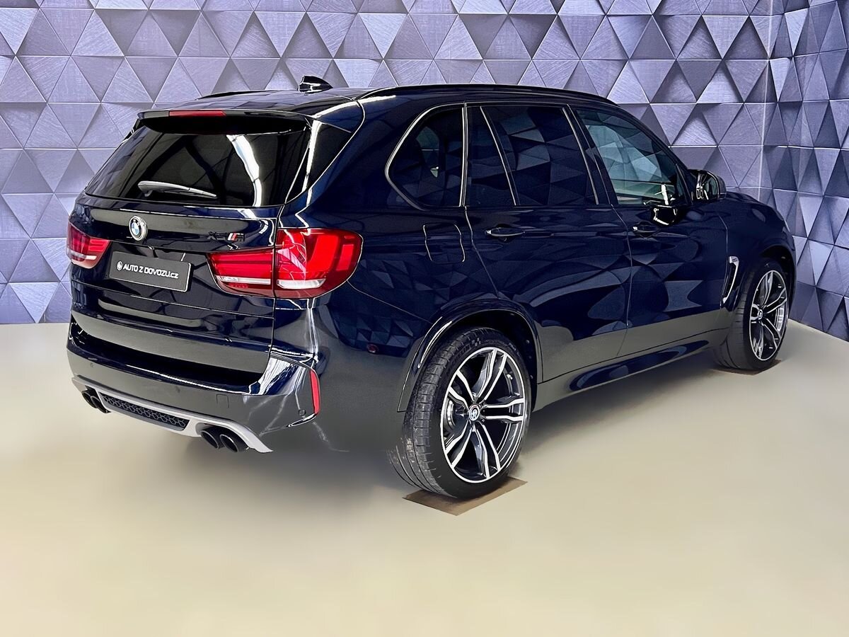 BMW X5 SUV / Terénní 4,4 l 423 kw