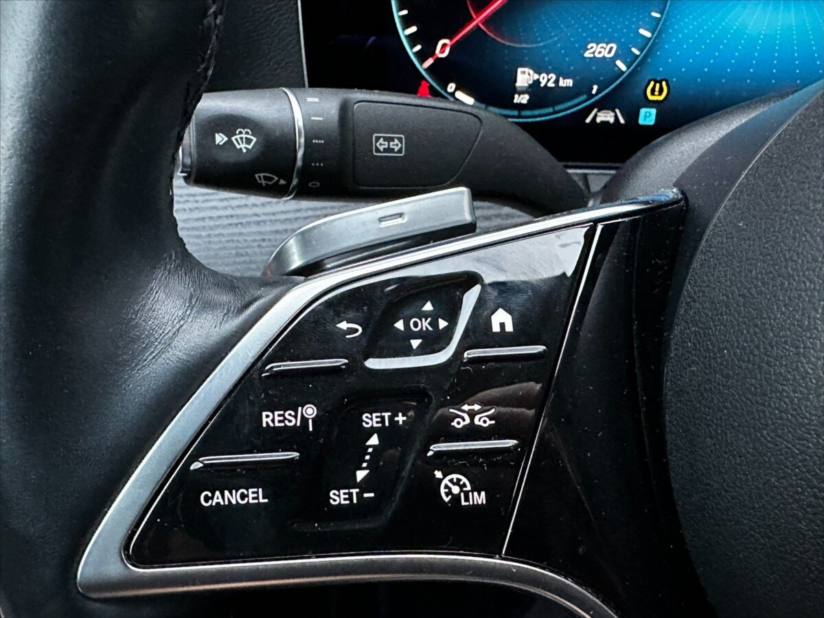 Mercedes-Benz Třídy E Sedan / Limuzína 2,0 l 143 kw