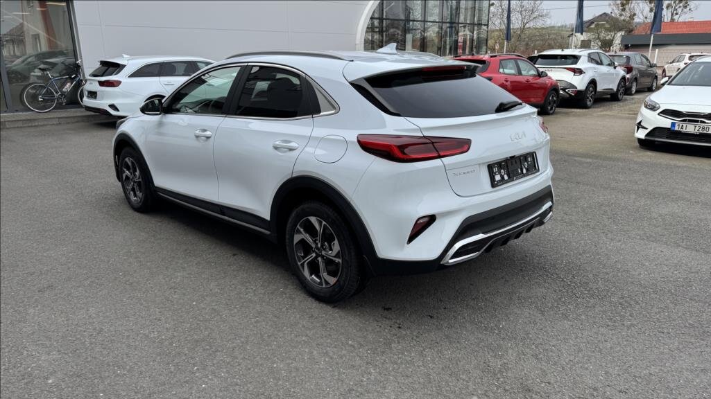 KIA XCeed SUV / Terénní 1,6 l 110 kw