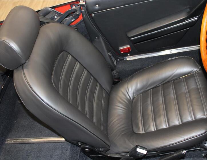 Alfa Romeo Spider 19