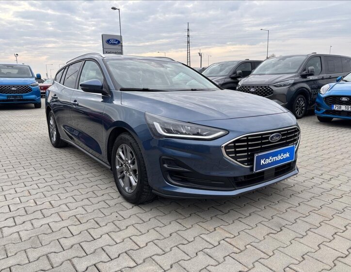 Ford Focus Kombi 999,0 114 kw