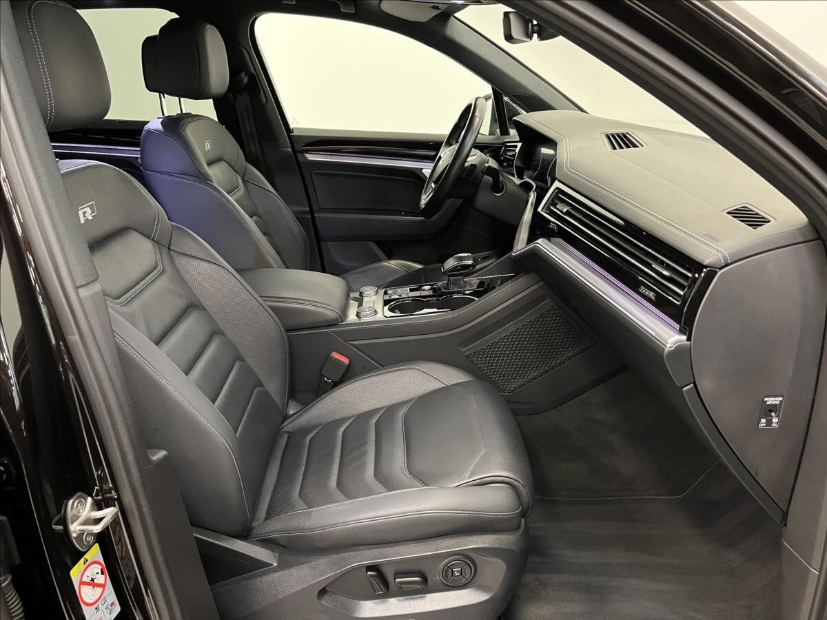 Volkswagen Touareg SUV 3,0 l 210 kw