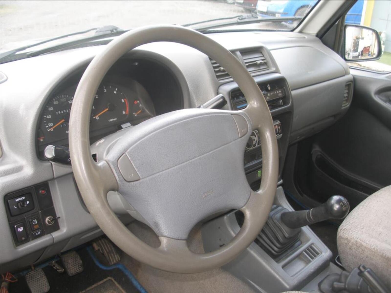 Suzuki Grand Vitara 5