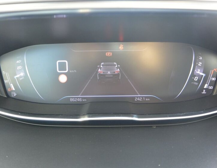 Peugeot 3008 SUV / Terénní 1,2 l 96 kw