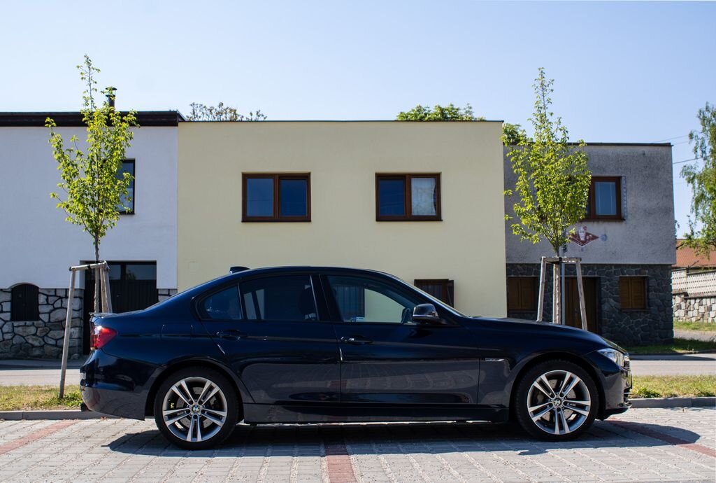 BMW Řada 3 Sedan / Limuzína 3,0 l 225 kw