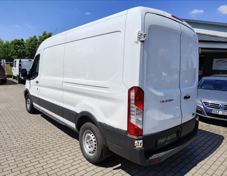 Ford Transit 8