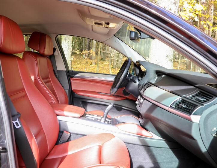 BMW X6 13