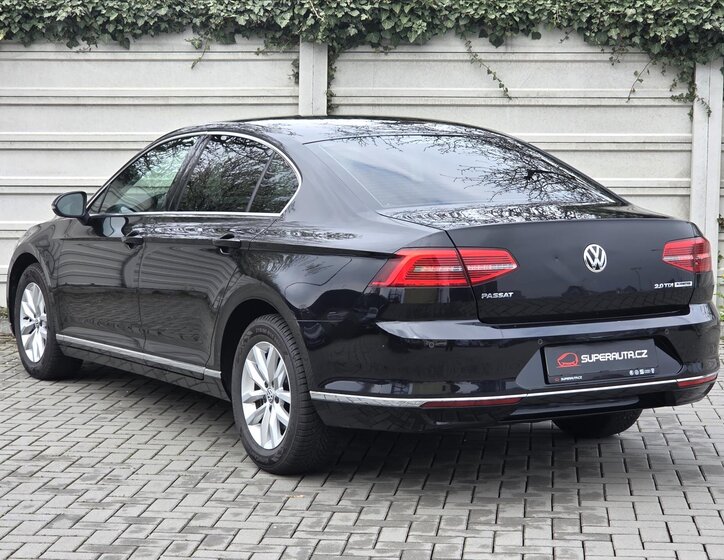 Volkswagen Passat Sedan / Limuzína 2,0 l 110 kw