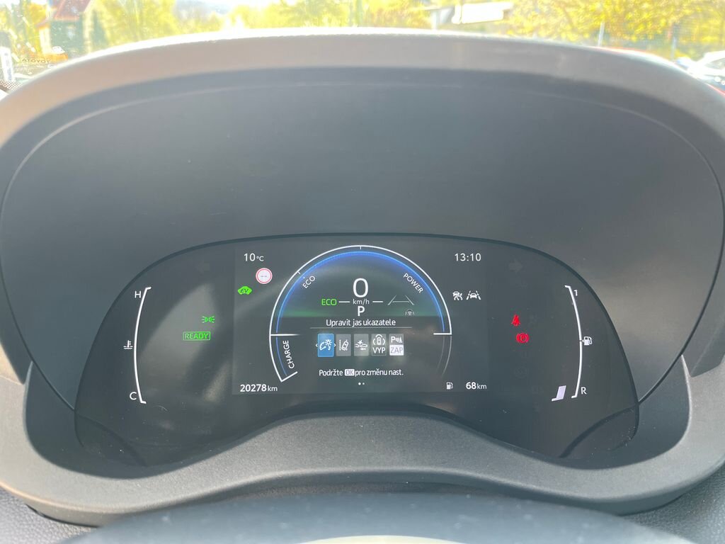 Toyota Yaris Cross SUV / Terénní 1,5 l 68 kw