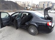 Volkswagen Jetta Sedan 1,9 l 77 kw