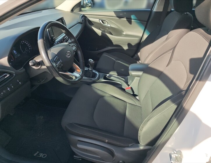 Hyundai i30 6