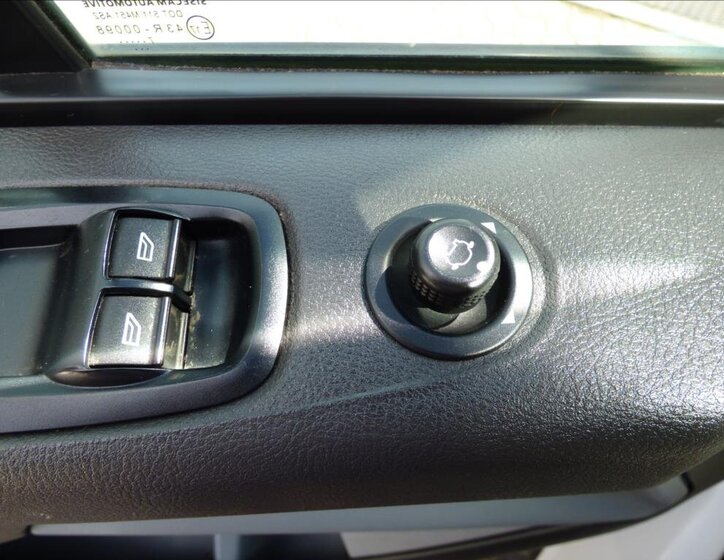 Ford Transit Custom Ostatní 2,0 l 77 kw