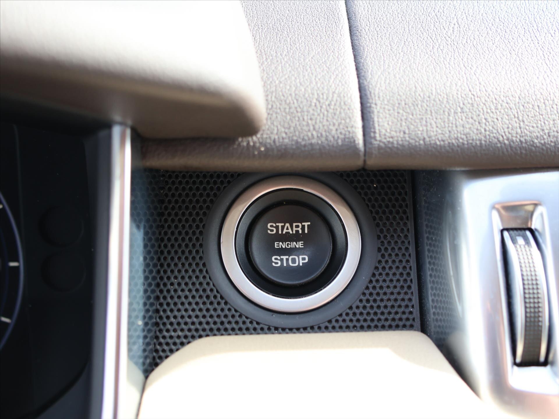 Land Rover Range Rover Sport SUV / Terénní 3,0 l 215 kw